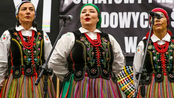 VI Powiatowy Przegląd Zespołów Ludowych i Śpiewaczych w Czarnocinie