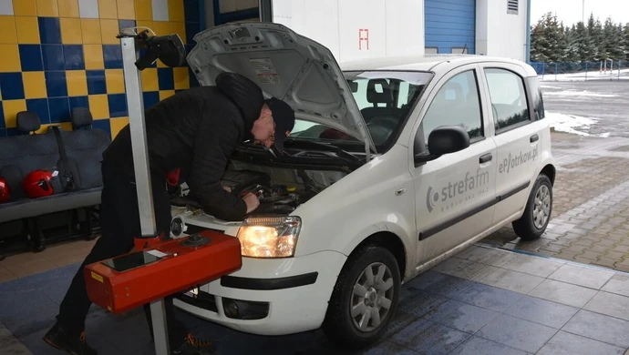 Bezpłatnie sprawdzisz światła w Piotrkowie. Rusza akcja "Twoje Światła Nasze Bezpieczeństwo"