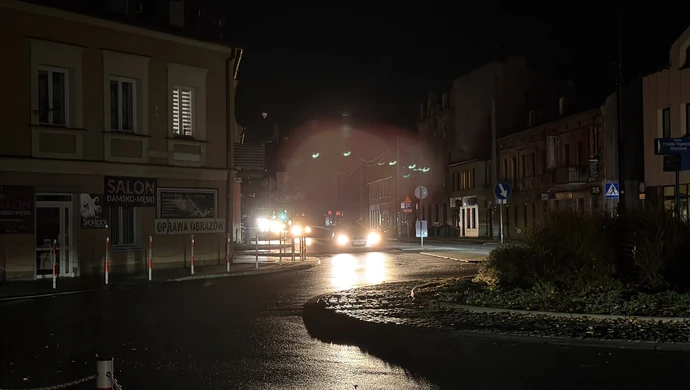 Znów to samo! Egipskie ciemności w Piotrkowie ZDJĘCIA