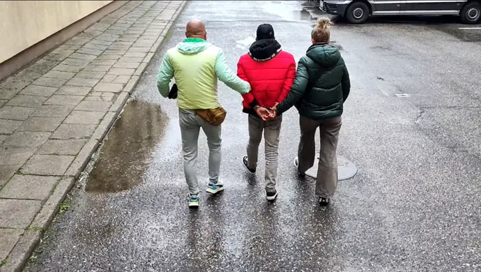 Pijany Kolumbijczyk spowodował kolizję na S8 - został zatrzymany przez policje