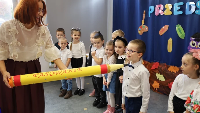 Małe serduszka ślubowały! Wielki dzień w przedszkolu „Kubuś Puchatek i Przyjaciele”