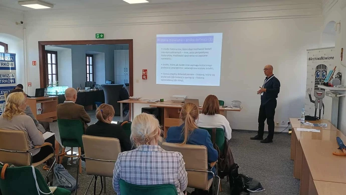 Historia mówiona jako most między przeszłością a teraźniejszością