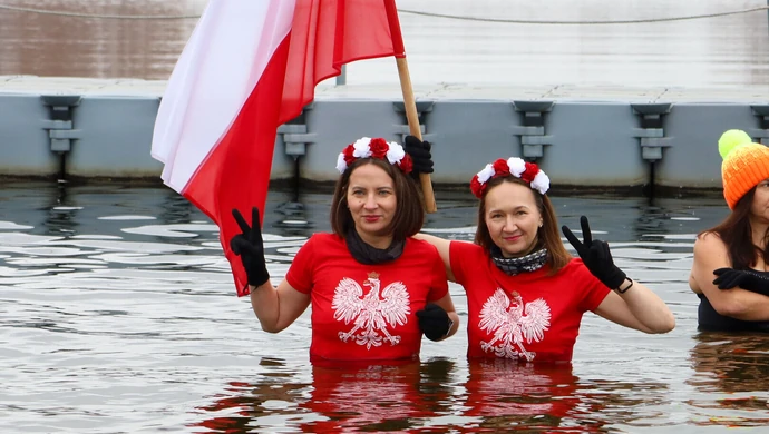 Morsy z Piotrkowa znów zachwyciły. Tak świętowały odzyskanie niepodległości! ZDJĘCIA
