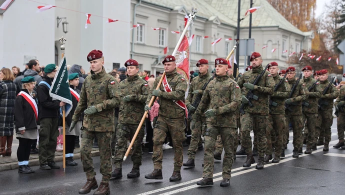 Piękne i uroczyste obchody Dnia Niepodległości w Piotrkowie ZDJĘCIA