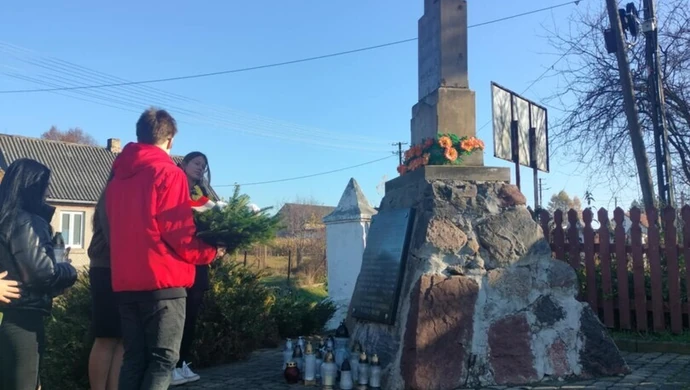 W Łękach Szlacheckich pamiętają o bohaterach