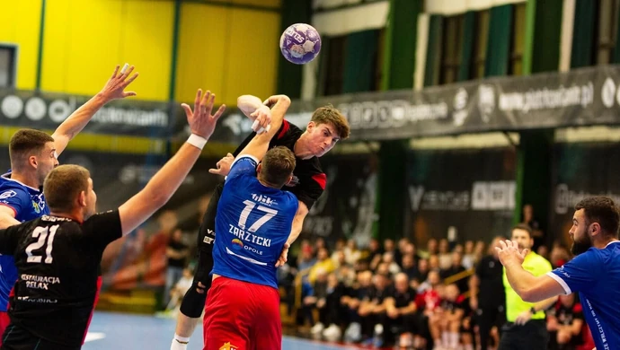 Bardzo ważna wygrana Piotrkowianina. Mecz za „sześć punktów” (AKTUALIZACJA)