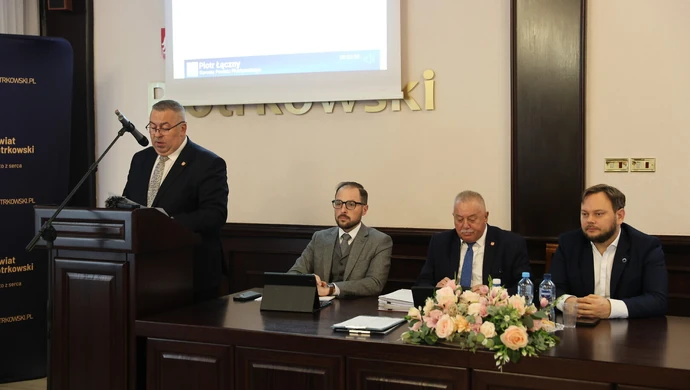 Sulejów odzyska swoją szkołę. XXIII Sesja Rady Powiatu Piotrkowskiego