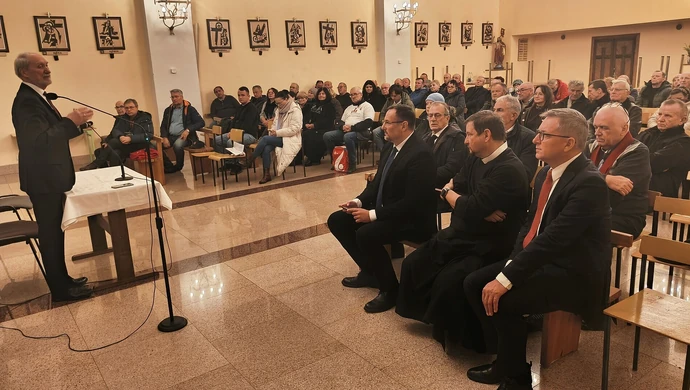  Wiceprezes PIS Antoni Macierewicz spotkał się z mieszkańcami Piotrkowa 