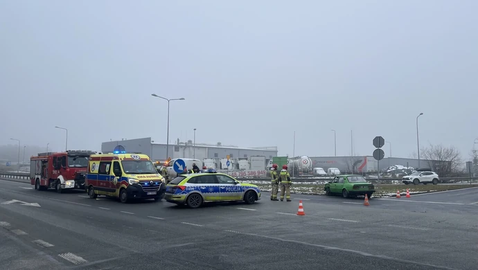 Kolizja na DK 74 przed S8 w stronę Moszczenicy – utrudnienia w ruchu