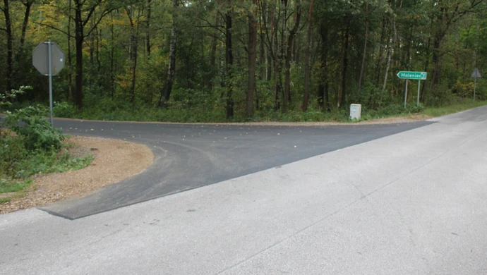 Nowe nawierzchnie i większe bezpieczeństwo. Kolejne drogi w Gminie Grabica wyremontowane
