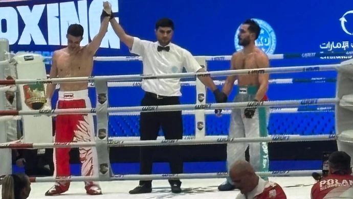 Sukces klubu „Tom Center” na MŚ w Abu Dhabi — medalowe żniwo Sabacińskiego i Rolla