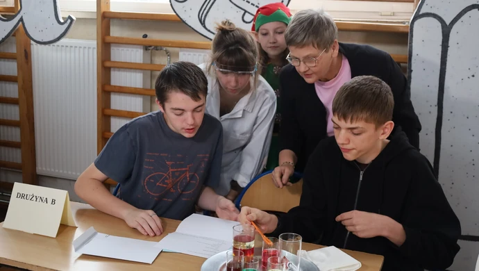 Pierwszy Festiwal Wiedzy w SP5 – emocje, kreatywność i dobra zabawa