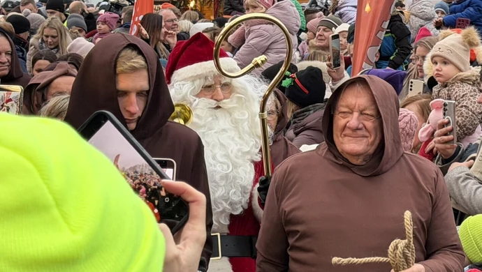 Świąteczne emocje na V Jarmarku Bożonarodzeniowym w Sulejowie [ZDJĘCIA]