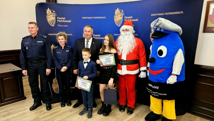 Podsumowanie konkursu plastycznego "Choinka pełna bezpieczeństwa"