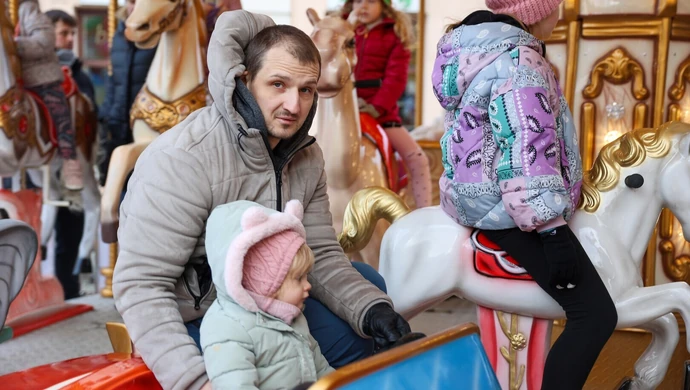 Trwa Jarmark Bożonarodzeniowy w Rynku Trybunalskim! ZDJĘCIA