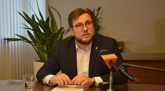 Prezydent Piotrkowa Juliusz Wiernicki przerywa milczenie &#8211; oficjalne oświadczenie