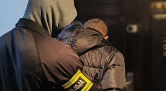 47-letni mężczyzna poszukiwany listem gończym zatrzymany przez piotrkowskich policjantów