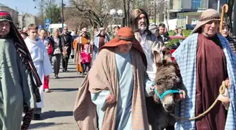 Piotrkowianie wzięli udział w inscenizacji wjazdu Jezusa do Jerozolimy