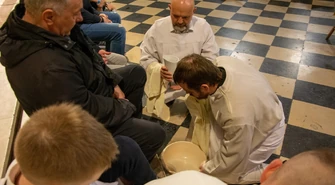 Triduum Paschalne rozpoczęte. Zobacz, jak piotrkowianie przeżywali Wielki Czwartek