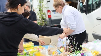Zgiełk na piotrkowskich targowiskach. Jak piotrkowianie szykują się do Świąt? 