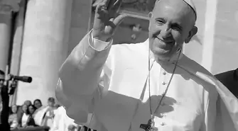 Mieszkańcy regionu żegnają zmarłego papieża Franciszka