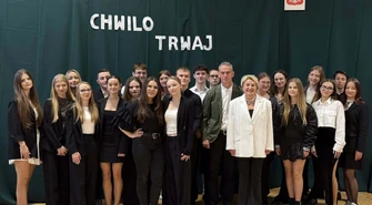 Zakończyli rok szkolny. Do matury został ponad tydzień 