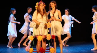 W krainie wyobraźni młodych piotrkowian. Premiery spektakli zespołów teatralnych MOK - ZDJĘCIA