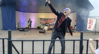 Muzyczna uczta - koncert "Tacy Sami Lady Pank Cover Show" rozgrzał Piotrków