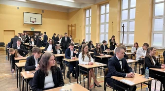 Uczniowie III LO w Piotrkowie przystąpili do egzaminu z języka polskiego