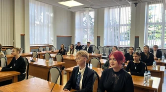 Kolejna sesja Młodzieżowej Rady Miasta w Piotrkowie Trybunalskim – młodzi głosem przyszłości