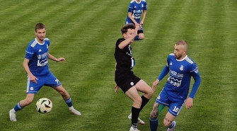 Wygrana Polonii po ciężkim meczu. Trener Grzesiuk skrytykował sędziów