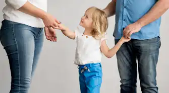 Ustalenie kontaktów z dzieckiem – sprawdź, na czym polega i o czym należy pamiętać