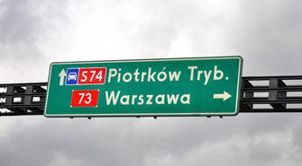 Jak zmienia się przestrzeń publiczna w polskich miastach? Trendy, potrzeby i dobre praktyki