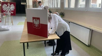  Karol Nawrocki wygrał też w Piotrkowie i powiecie piotrkowskim