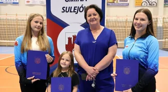 Stypendia sportowe w gminie Sulejów rozdane 