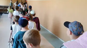 Przedszkolaki z Gorzkowic z wizytą w Szkole Podstawowej