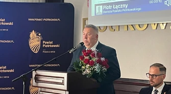 Zarząd Powiatu Piotrkowskiego z absolutorium i wotum zaufania za 2024 rok