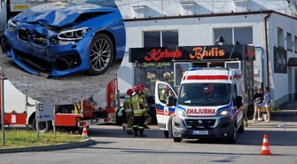 BMW nie ustąpił pierwszeństwa, w wyniku zdarzenia ucierpiał mężczyzna kupujący kebab