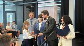 Najlepsi z najlepszych nagrodzeni w Piotrkowie Trybunalskim. 84 uczniów uhonorowanych za wybitne wyniki w nauce