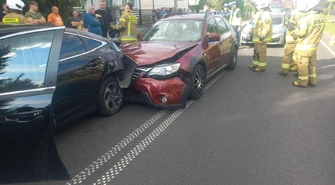 Kolejny wypadek w Bujnach. Subaru uderzyło w hondę