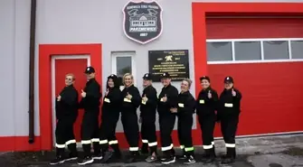 Druhny z OSP Parzniewice mają nowe mundury