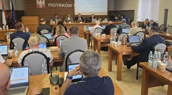 Będzie referendum w sprawie Centrum Integracji Cudzoziemców w Piotrkowie. Radni zdecydowali (FILM)