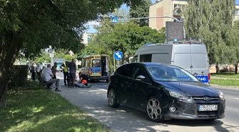 Potrącenie na pasach na Łódzkiej w Piotrkowie ZDJĘCIA