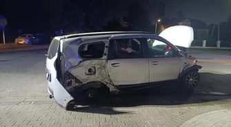 Wypadek w Czarnocinie. Kierowca miał blisko 2,5 promila ZDJĘCIA