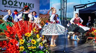 Zobacz jak bawili się na Dożynkach Województwa Łódzkiego w Buczku