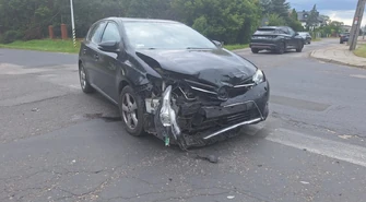 Zderzenie dwóch aut na Zawodziu