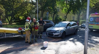 Wypadek z udziałem lawety w Piotrkowie. Jedna osoba trafiła do szpitala