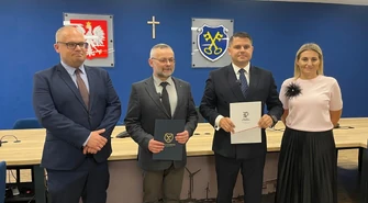 Kamieńsk pierwszym samorządem we współpracy z Akademią Piotrkowską