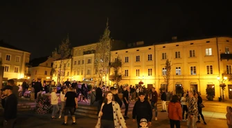 Tłumy na „Balkony Techno Party” na rynku w Piotrkowie! ZDJĘCIA VIDEO