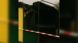 Lunatyk w kiosku. Twierdził, że to sen, a policja liczyła straty